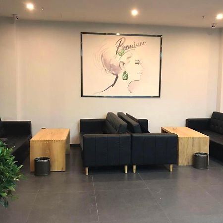 7 Days Premium Chongqing Jiangbei International Airport Branch Hotel Екстериор снимка