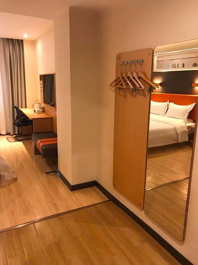 7 Days Premium Chongqing Jiangbei International Airport Branch Hotel Екстериор снимка